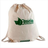 mochila sacola personalizada brinde Santa Isabel