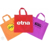 orçamento de sacolas em tnt personalizadas Guararema